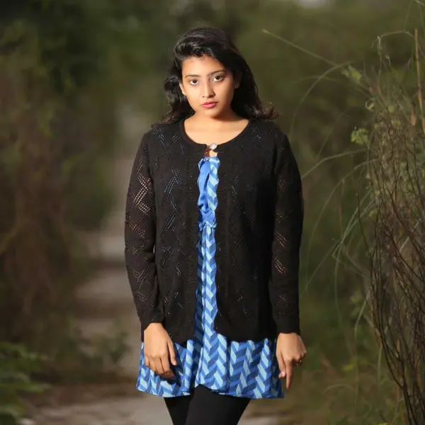 Women's Stylish Black Knit Cardigan - Image 4